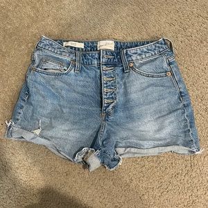 Universal thread shorts